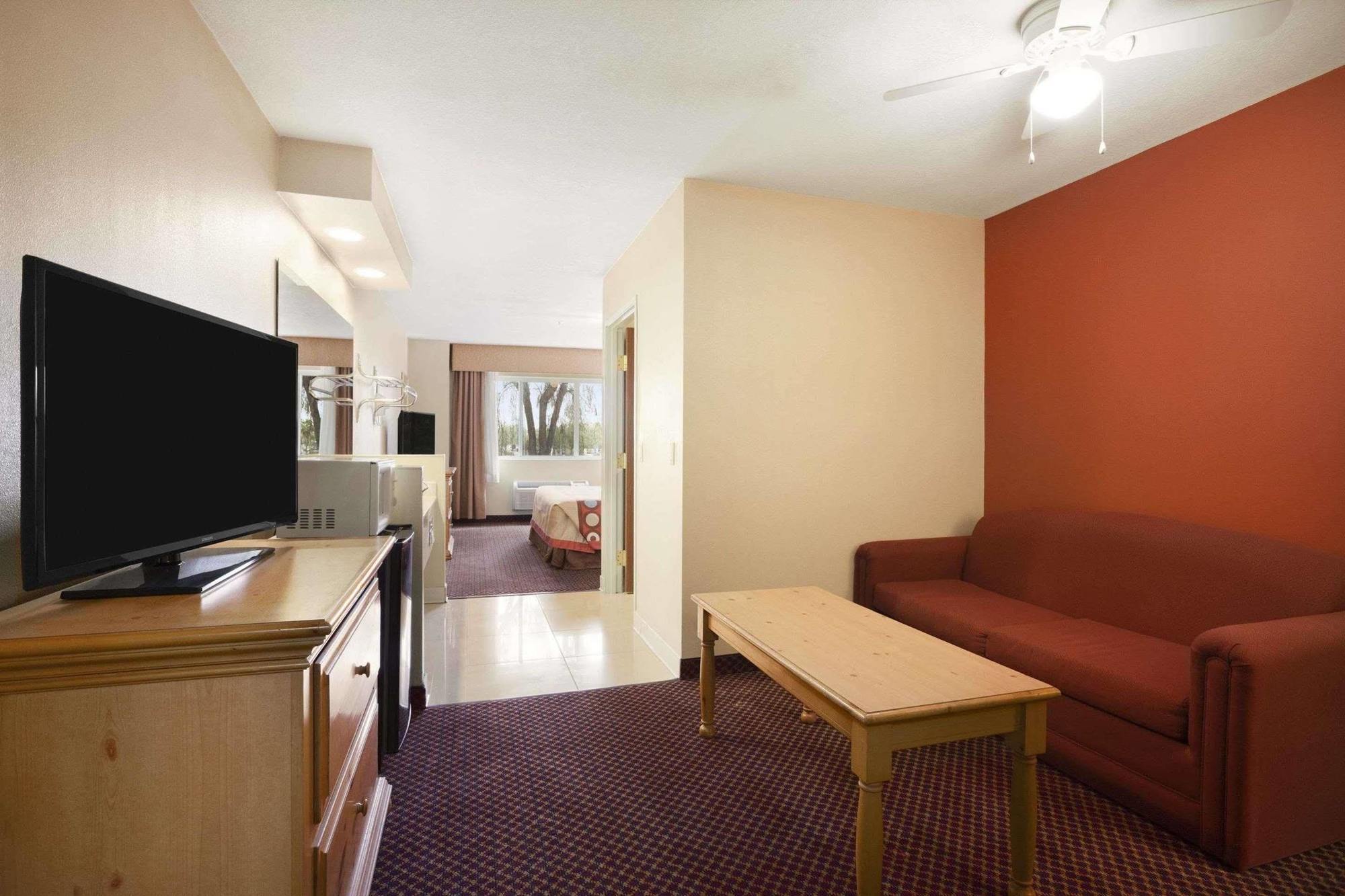 Hotel Super 8 By Wyndham Marana/Tucson Area Exterior foto